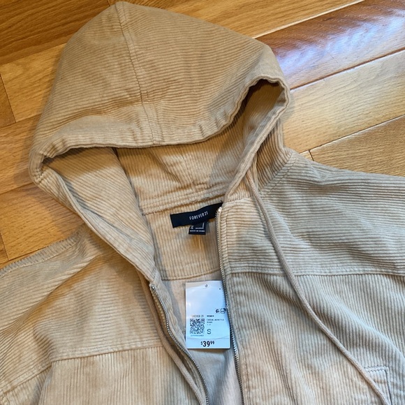 Forever 21 women’s zip up - Picture 2 of 5